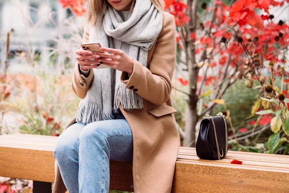 How to Switch Your Purse for the Season Without Losing Your Mind