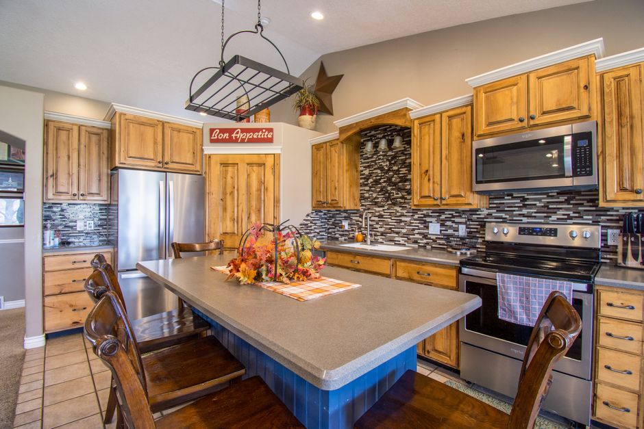 7 Silent Signs Your Kitchen Cabinets Need Repair Before They Fail