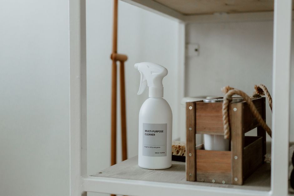 How to Make Your Vinegar Cleaning Solutions Last Longer: Storage, Dilution, and Shelf-Life Secrets