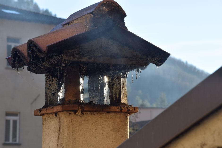 Temporary Fix vs Permanent Solution for Fireplace and Chimney Repairs
