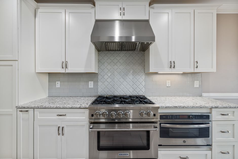 How to Improve Range Hood Performance: Filter Cleaning and Beyond