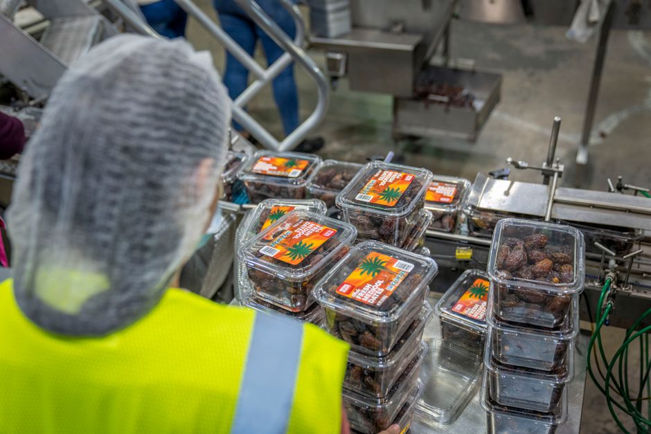 Cast Iron and Date Labels: When Food Quality, Not the Calendar, Decides