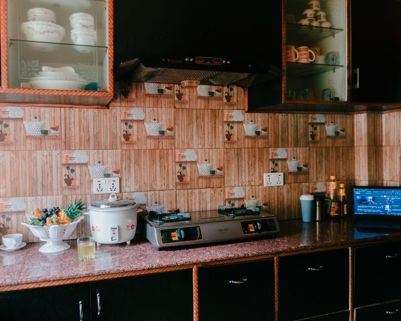 How a Rice Cooker Turns Electricity Into Perfect Rice