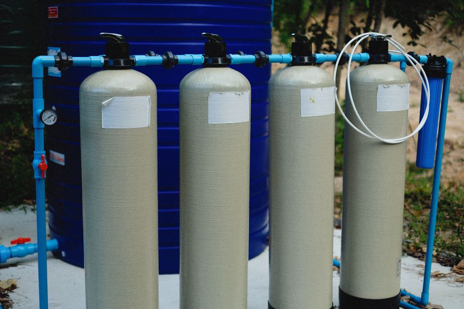 Well Pump Pressure Switch, Tank, and Pump: What a Homeowner Can Safely Check Before Calling a Pro