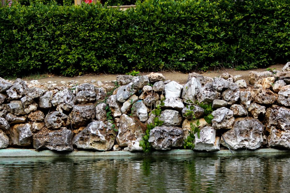 When a Retaining Wall Should Not Be Patched: Reading Movement Before Choosing a Fix