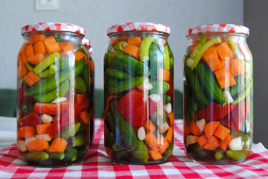 How to Master the Art of Flash Pickling for Preserving Peak Summer Vegetables