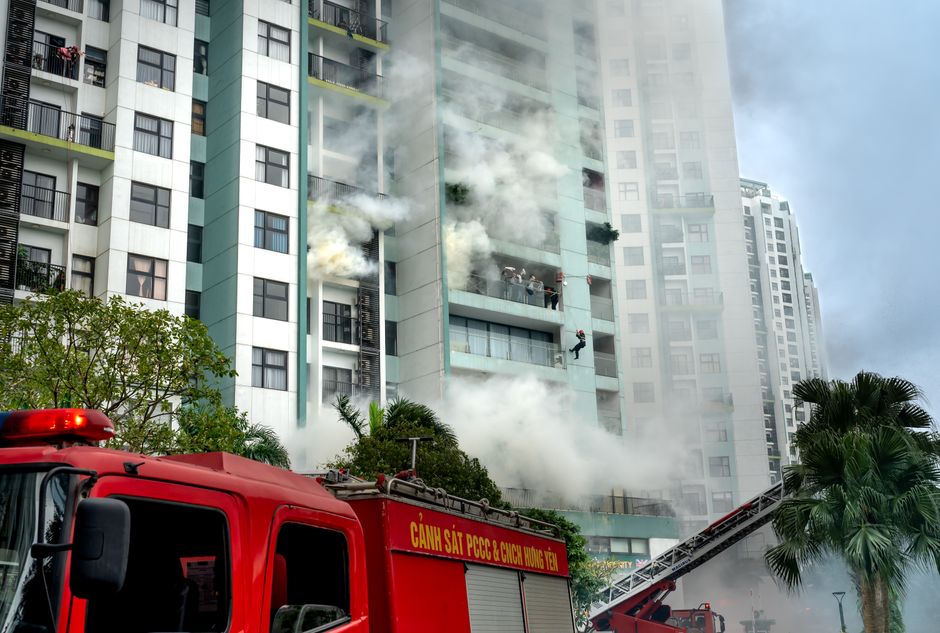 Why Smoke and Carbon Monoxide Alarms Behave Differently in Apartments