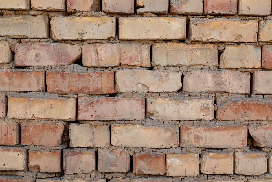 Retaining Wall Repair: Avoiding the Overbuild Trap