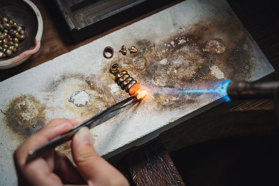 Does Heat Actually Help Clean Jewelry, or Does It Set the Dirt In?