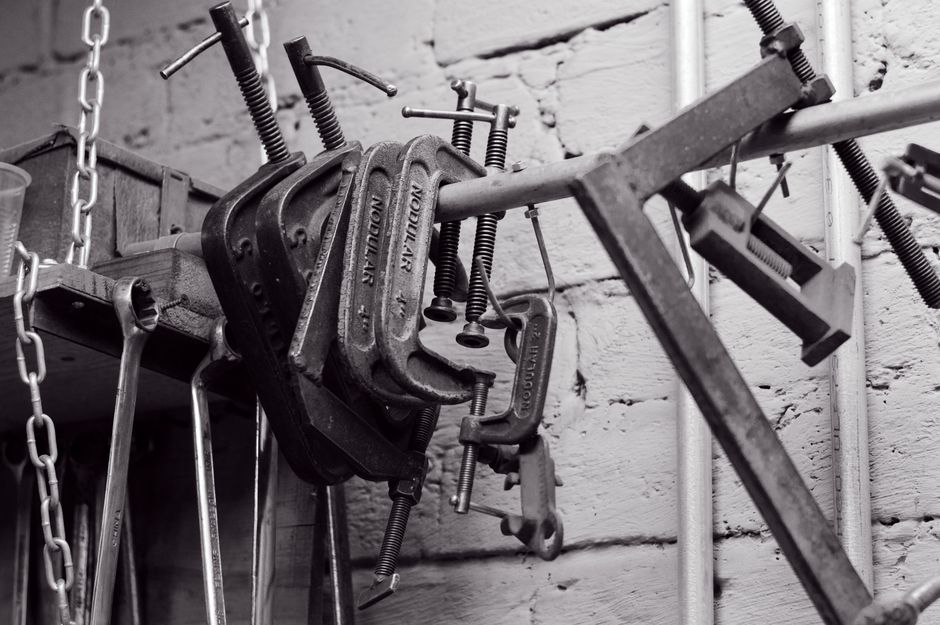 Why Clamps Are Not Just Extra Hands: Workholding, Force, and Joint Quality