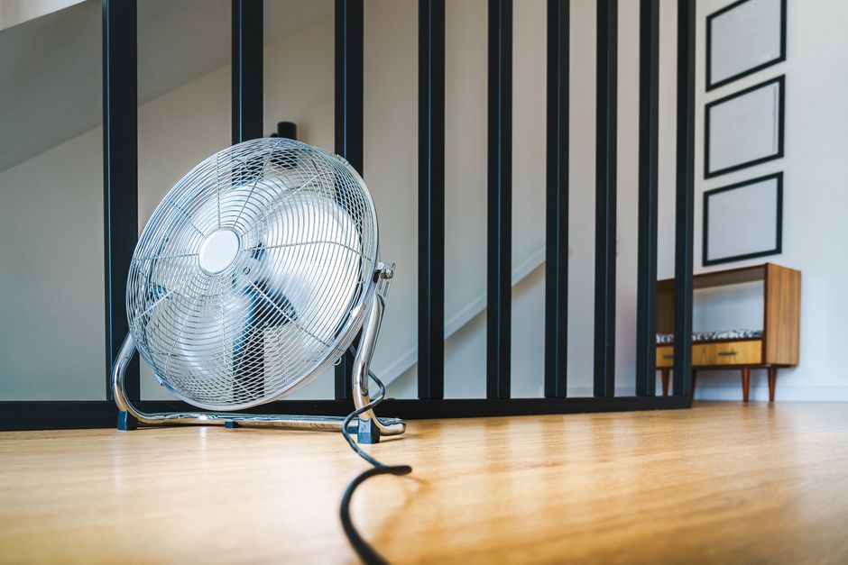 Why Ceiling Fans Feel Cooler Without Actually Lowering the Temperature