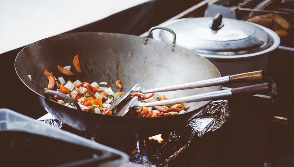 High-Heat Stir Fry on a Budget: Essential Tools and Storage Hacks That Last