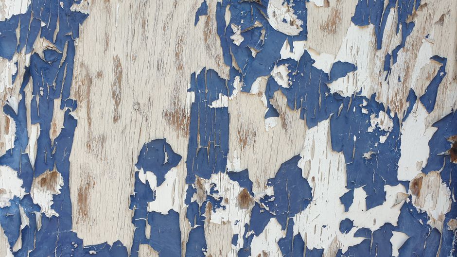 Why Some Furniture Paint Finishes Fail While Others Last