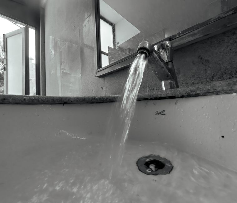Household Water Pressure vs. Flow: Why Opening Two Fixtures Changes Everything