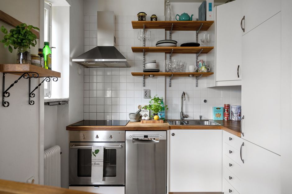 Vertical Storage Ideas for Small Spaces: How to Use Every Inch Without Clutter