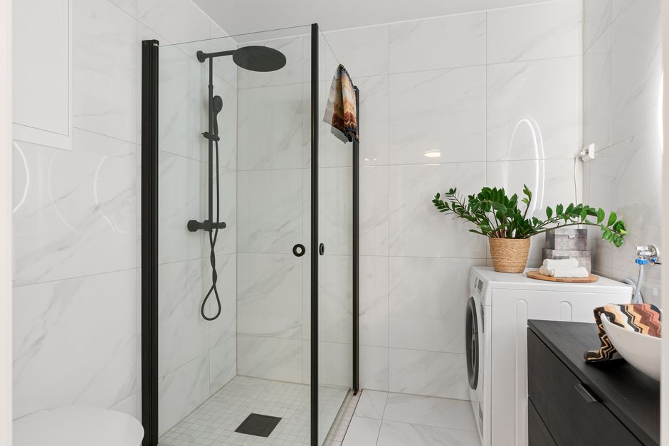 Water Conservation Methods That Actually Work: From Shorter Showers to Smarter Laundry