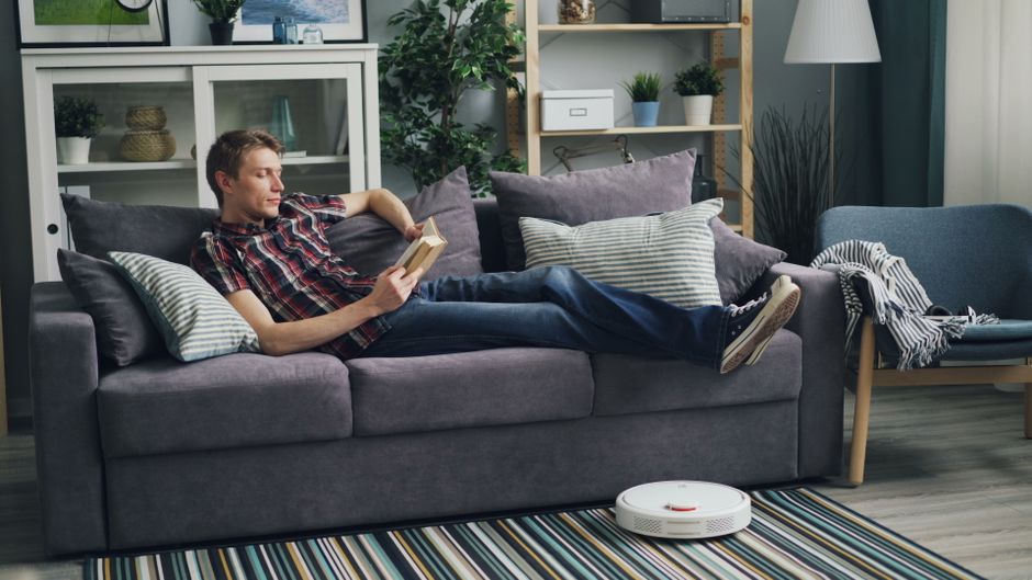 What You Can Safely Check When a Robot Vacuum Stops Cleaning Well