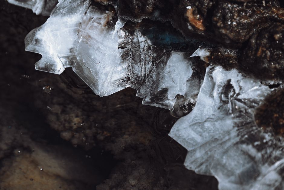 Why Hard Water Makes Dust Look Worse: Mineral Film, Static, and What Actually Removes It