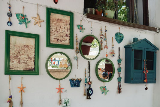 How to Hang Mirrors and Artwork in Under an Hour: A Complete Guide