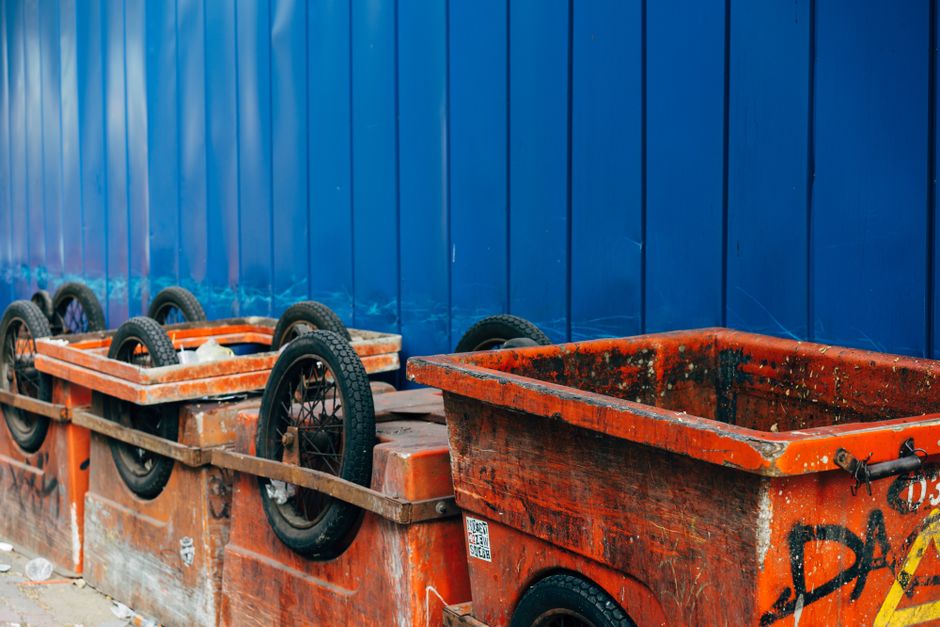 The Complete Deep Cleaning Guide for Built-In Garbage Compactors