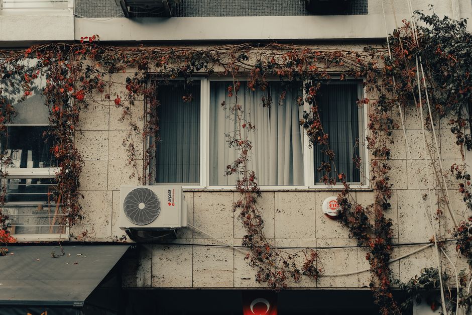 Is Your Air Conditioner Dying or Just Dirty? Signs It Needs Repair