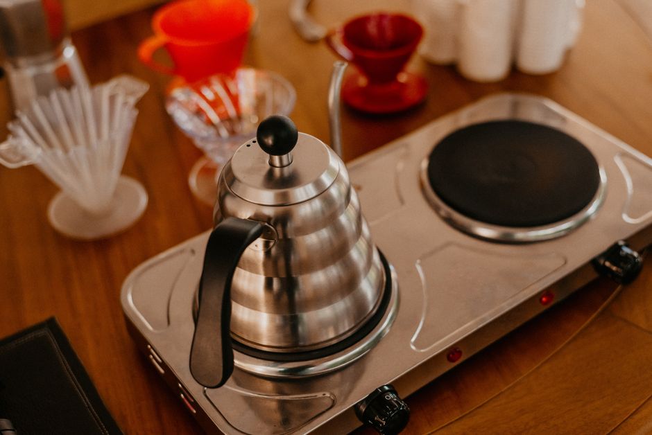 The Complete Guide to Electric Kettle Descaling: Essential Tools for a Limescale-Free Life