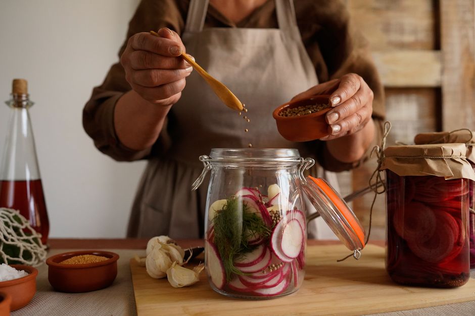 How to Master the Art of Fermenting Vegetables at Home