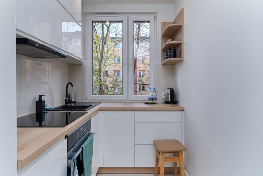 How to Organize a Small Apartment Kitchen for Maximum Space and Efficiency