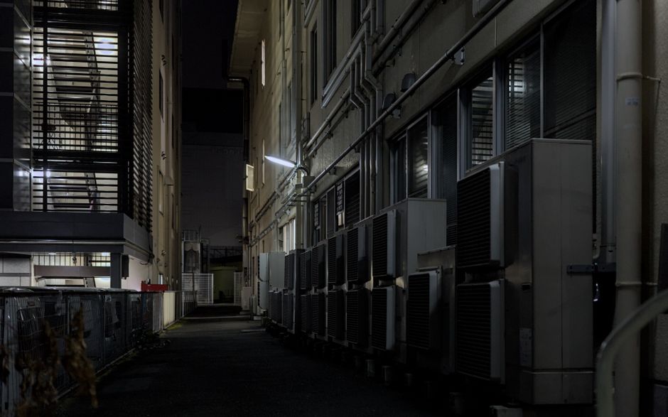 Why Your Air Conditioner Smells Musty Right After It Starts