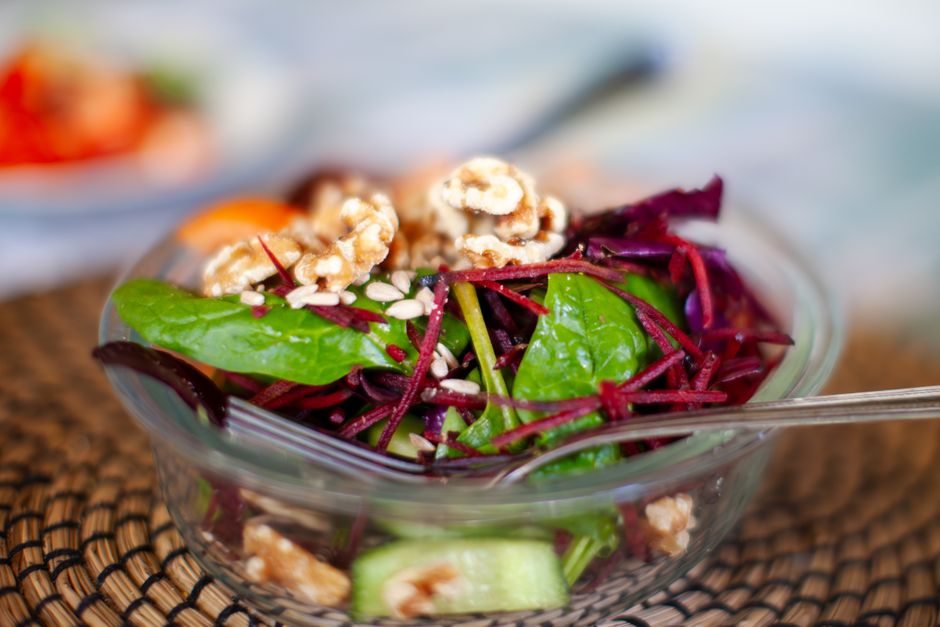 Slow Cooker Healthy Eating Guide: How to Prep, Store, and Cook Nutritious Meals Without the Guilt