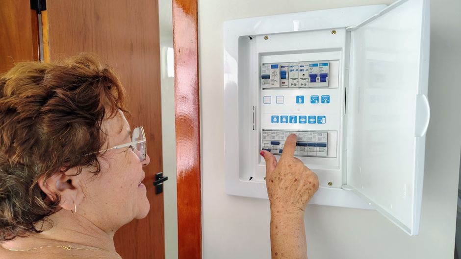 The Maintenance Tipping Point: When to Replace vs. Repair Your Dehumidifier