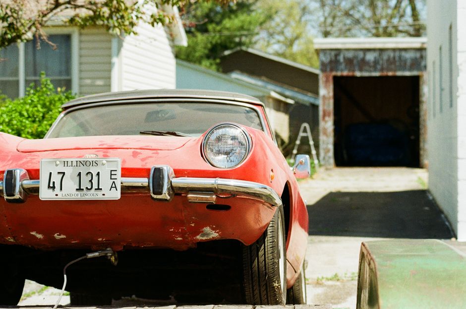 The Renters Guide to Garage and Driveway Repairs Without Losing Your Deposit