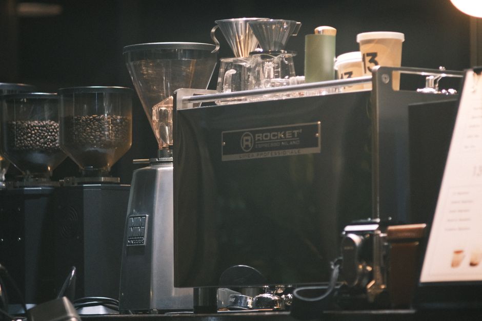 Why Older Espresso Machines and Newer Models Behave Differently