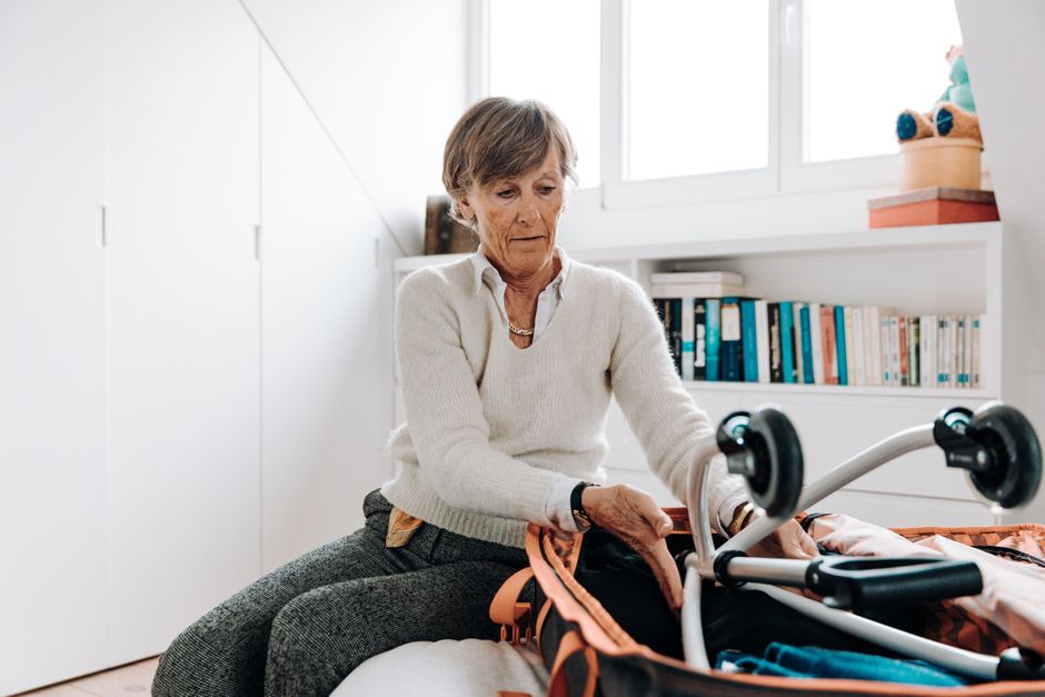 Backpack Organization for Seniors: Easy Access Without the Strain