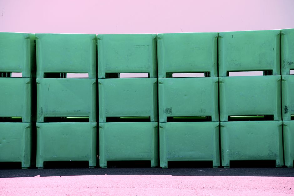 Why Oversized Storage Bins Keep Filling Up: Renter-Friendly Capacity That Actually Works