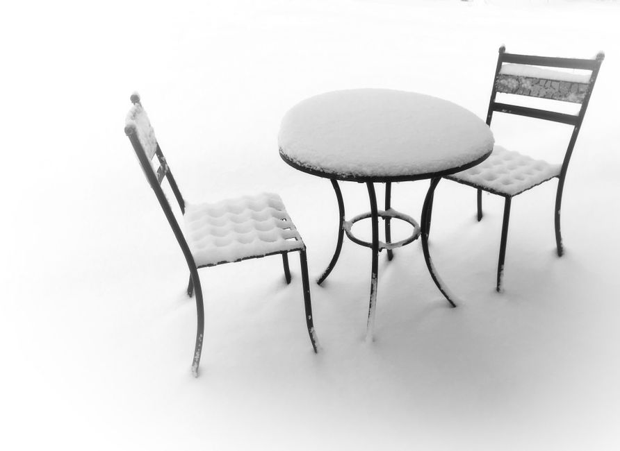 How to Clean Outdoor Furniture After a Long Winter