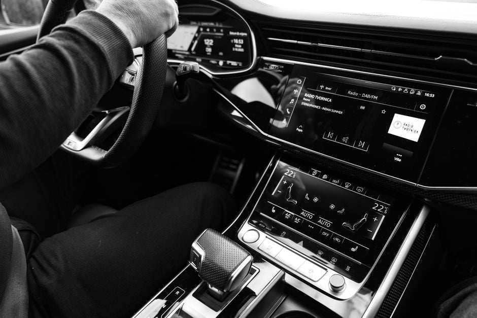 Deep Car Interior Clean Under 30 Minutes: A Streamlined Detailing System