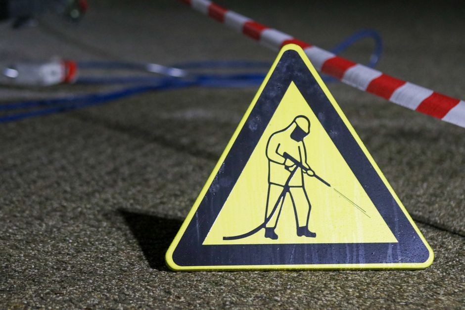 7 Warning Signs Your Pressure Washer Needs Immediate Repair