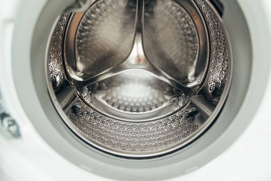 How to Deep Clean a Smelly Washing Machine Without Damaging the Drum