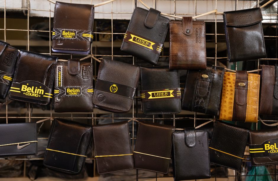 Creative Wallet Storage Ideas: How to Organize Your Wallet Collection at Home