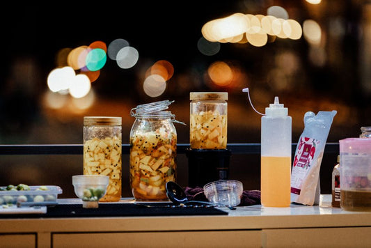 Dorm Kitchen Storage Hacks: Keep Food Fresh and Flavorful on a Student Budget