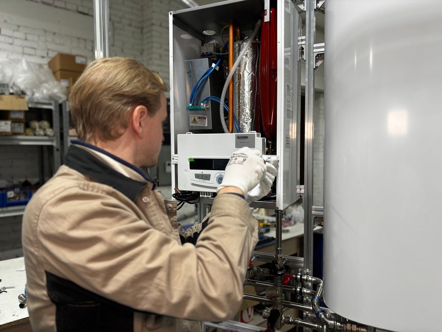 Water Heater Repair or Replace: A Homeowner's Decision Guide