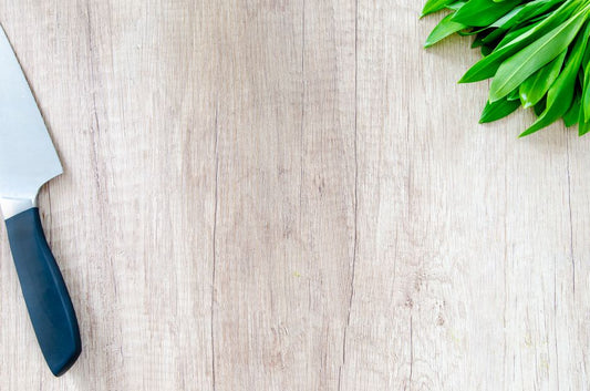 Why Chopped Herbs Wilt Faster and How to Slow It Down