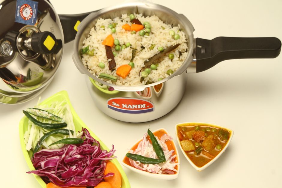 Why Two Electric Pressure Cookers Behave Differently on the Same Recipe