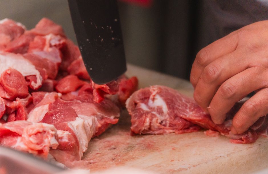 Thawing Meat Without Drama: The Essential Tools and Techniques for Safe, Better-Textured Results