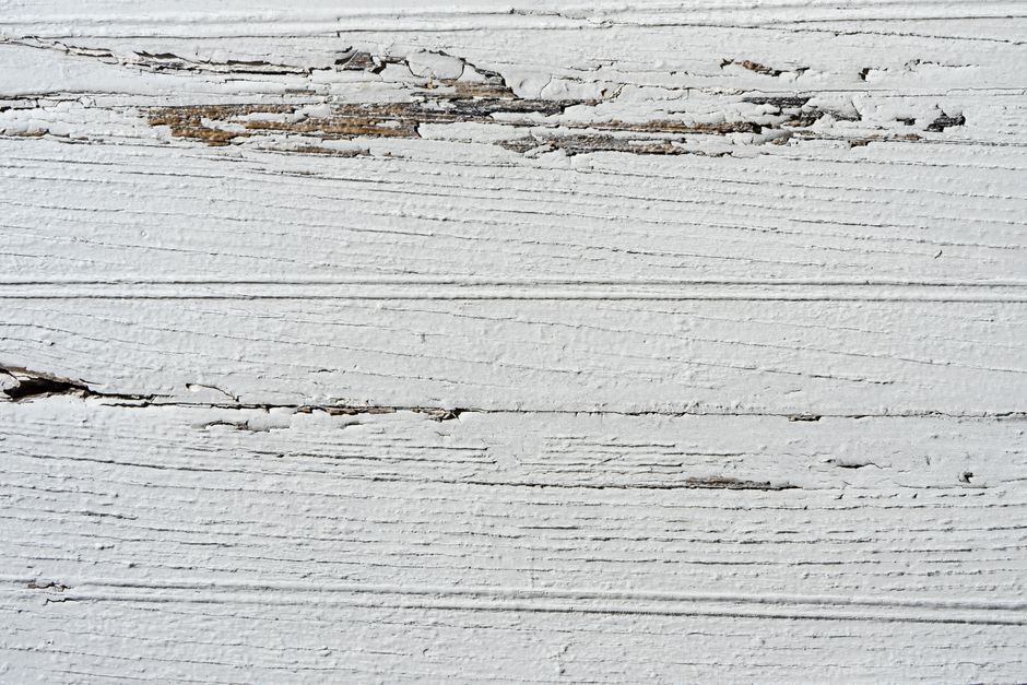 How to Refinish Wood Furniture on a Budget Without Damaging the Finish