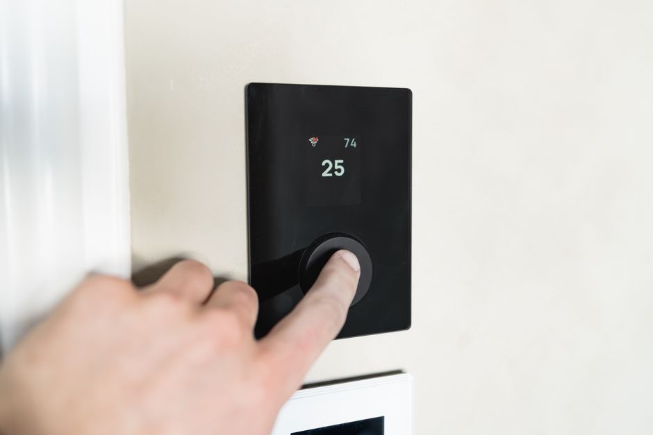 6 Warning Signs Your Smart Thermostat Needs Repair or Replacement