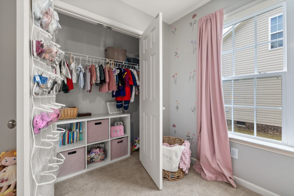 How to Organize Kids' Clothes So They Stay That Way