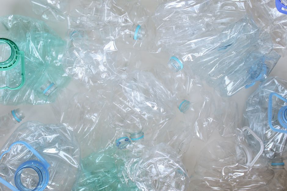 Sustainable Laundry: How to Reduce Microplastics, Water Use, and Energy Waste