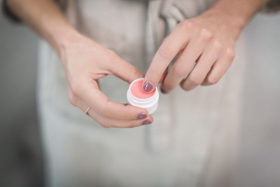 The Complete Guide to Lip Care for Sensitive Skin: Fragrance-Free, Gentle Solutions That Actually Work